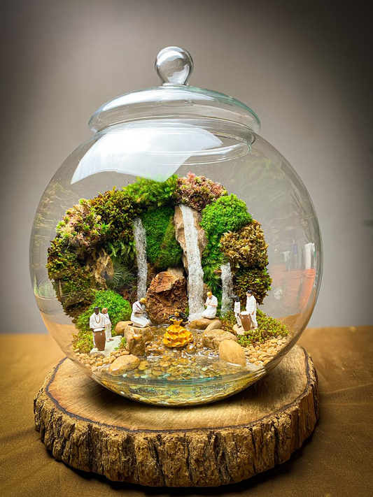 Terrário Gira de Oxum na cachoeira - 38 cm de altura
